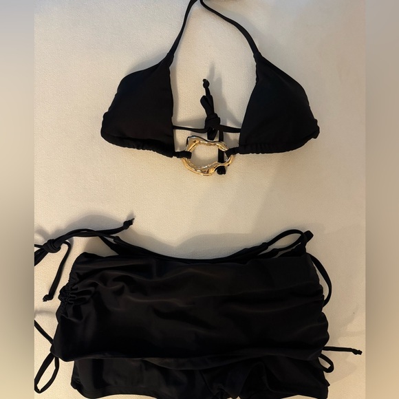 Amazon Bikini Set - Picture 3 of 5